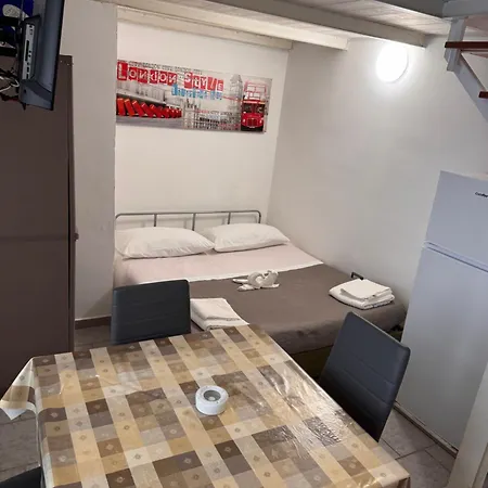 דירה Universal House סקפאטי